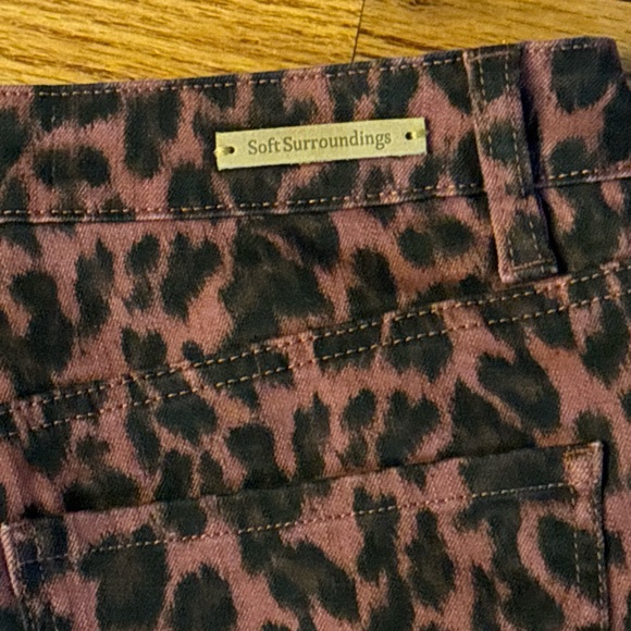 Soft Surroundings NEW w/Tags Jeans Animal Print Sz 10P PERFECT - Picture 5 of 5
